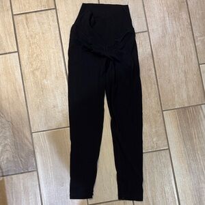 Aerie Classic Black Leggings / H105